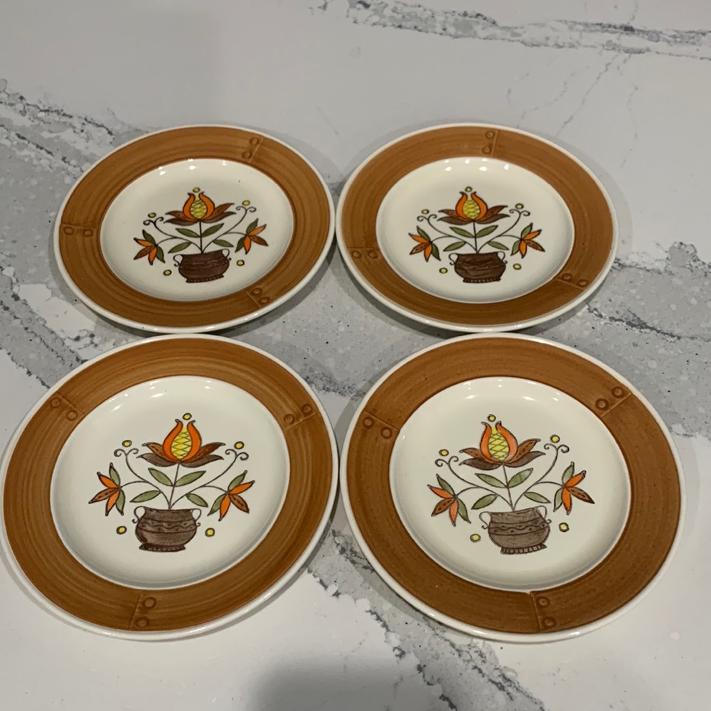 Poppytrail by Metlox made in California plates